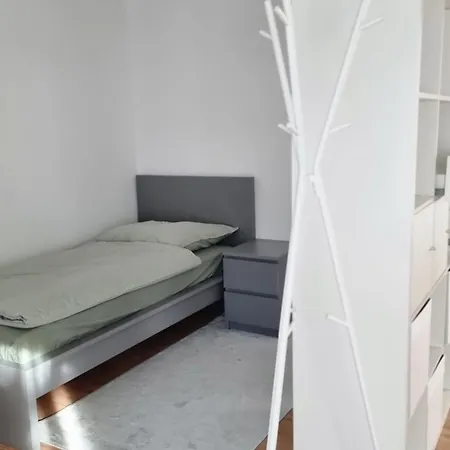 Monteurwohnung Haus Fuer Pendler Und Reisende